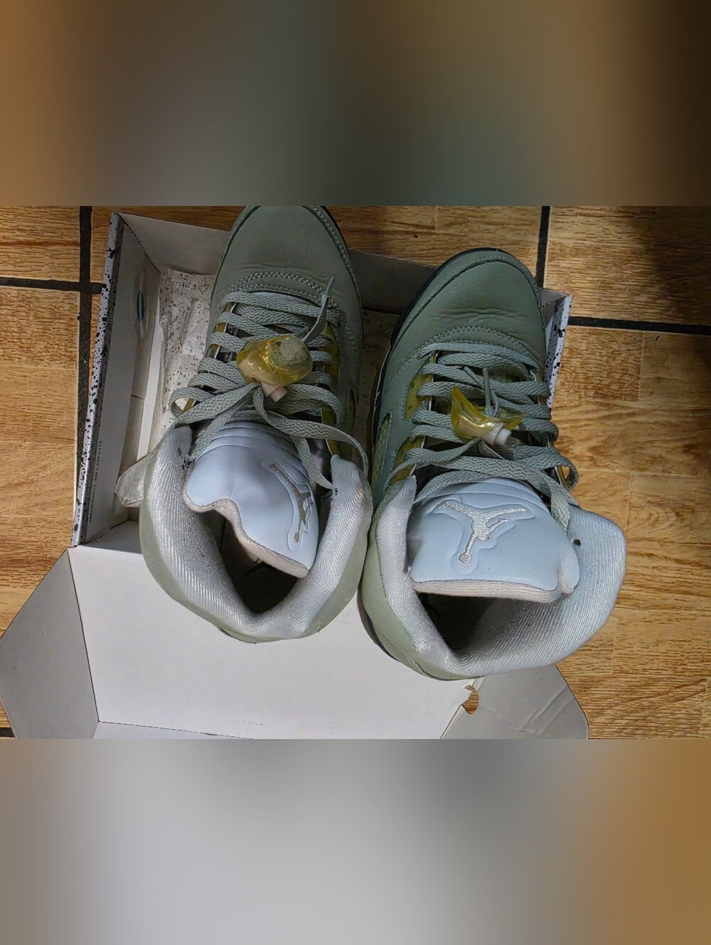 Air Jordan High-Top Sneakers in Sage Green 7y